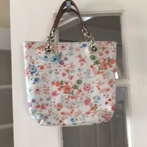 Maurizio Taiuti Purse Beautiful spring pattern.